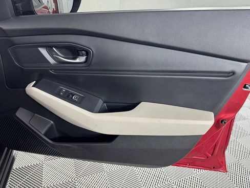 Used 2025 Honda Accord SE image 42