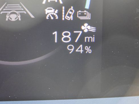 New 2026 Subaru Solterra Premium image 33