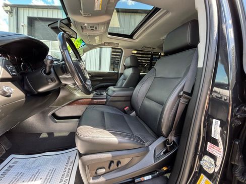 Used 2020 GMC Yukon XL SLT AWD/4WD image 24