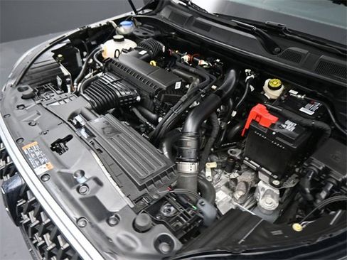 Used 2023 Lincoln Corsair Reserve w/ Equipment Group 201A image 10