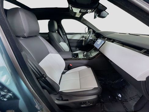 Used 2026 Land Rover Range Rover Velar S AWD/4WD image 34