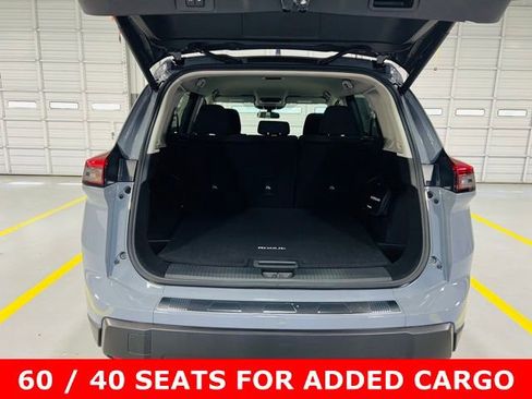 New 2026 Nissan Rogue SV FWD image 8