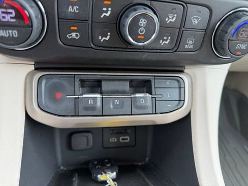 Certified 2021 GMC Acadia Denali w/ Denali Ultimate Package AWD/4WD image 33