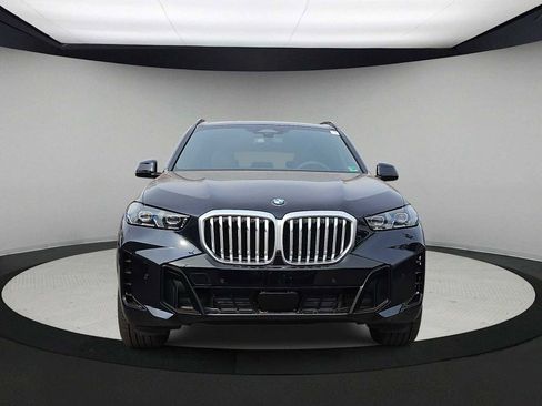 New 2026 BMW X5 xDrive40i w/ M Sport Package image 3