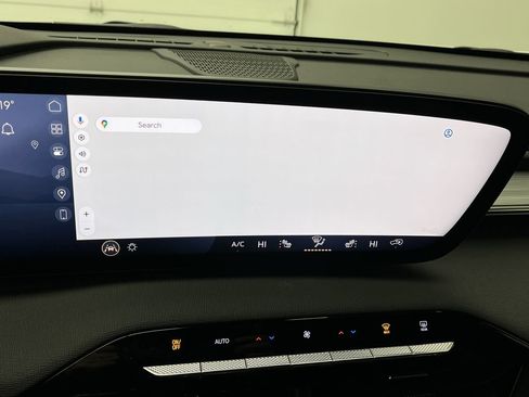 New 2026 Buick Enclave Preferred w/ LPO, Floor Liner Package image 5