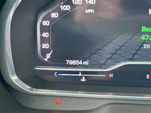 Used 2023 GMC Yukon SLT image 13