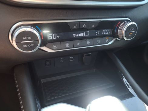 Certified 2023 Nissan Altima 2.5 SL FWD image 25