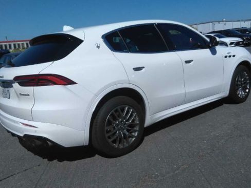 Used 2024 Maserati Grecale GT AWD/4WD image 2