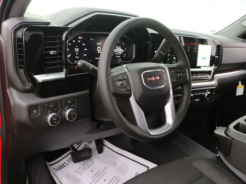 New 2026 GMC Sierra 1500 Elevation w/ LPO, Elevation Black Package image 15