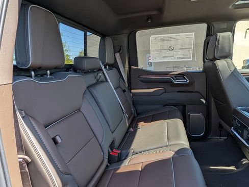 New 2026 GMC Sierra 1500 Denali w/ Denali Reserve Package AWD/4WD image 30