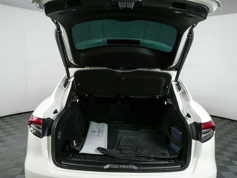 Used 2023 Maserati Levante GT AWD/4WD image 33