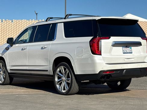 Used 2022 GMC Yukon XL Denali w/ Max Trailering Package AWD/4WD image 6