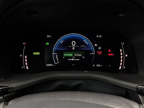 Used 2025 Toyota Camry SE FWD image 37