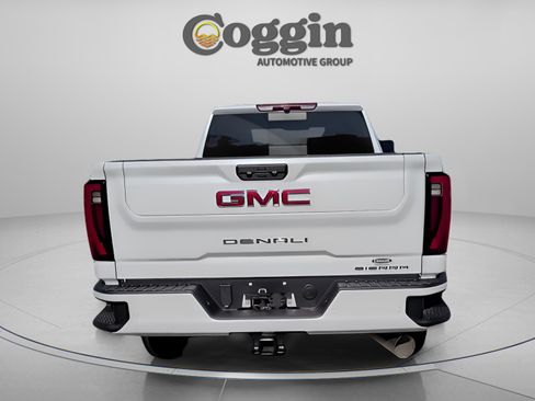 New 2026 GMC Sierra 2500 Denali AWD/4WD image 6