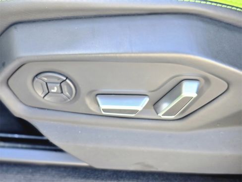 Used 2024 Lamborghini Urus S image 17