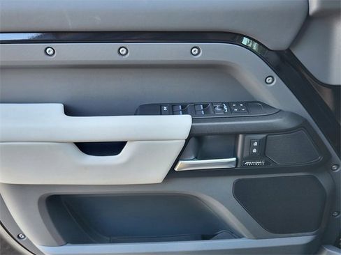 New 2025 Land Rover Defender 130 V8 image 15
