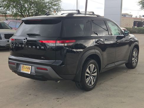 New 2026 Nissan Pathfinder SL FWD image 3