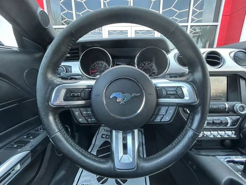Used 2015 Ford Mustang GT Premium image 18