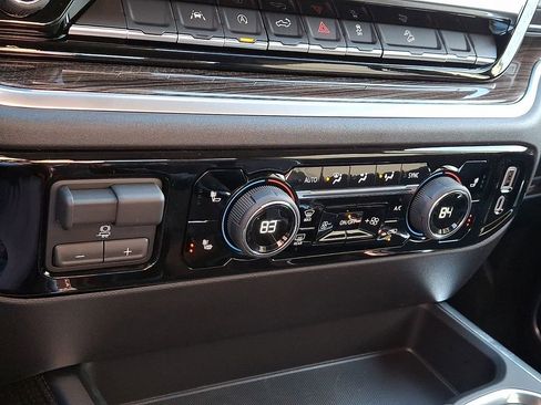 New 2026 Chevrolet Silverado 1500 RST AWD/4WD image 11