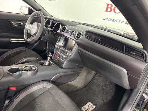 Used 2018 Ford Mustang Shelby GT350 w/ Convenience Package image 17