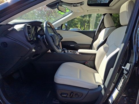 Used 2023 Lexus RX 350 Premium w/ Accessory Package AWD/4WD image 13
