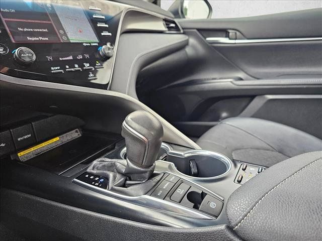Used 2020 Toyota Camry XSE w/ Driver Assist Package FWD image 27