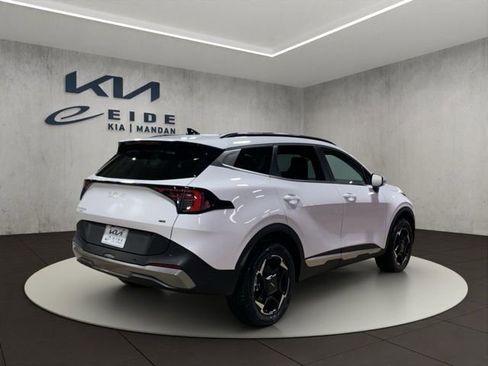 New 2026 Kia Sportage EX w/ EX Panorama Roof Package image 3