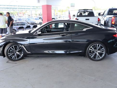Used 2020 INFINITI Q60 3.0t Luxe w/ Essential Package RWD image 8