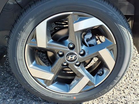 New 2026 Hyundai Venue SEL image 5