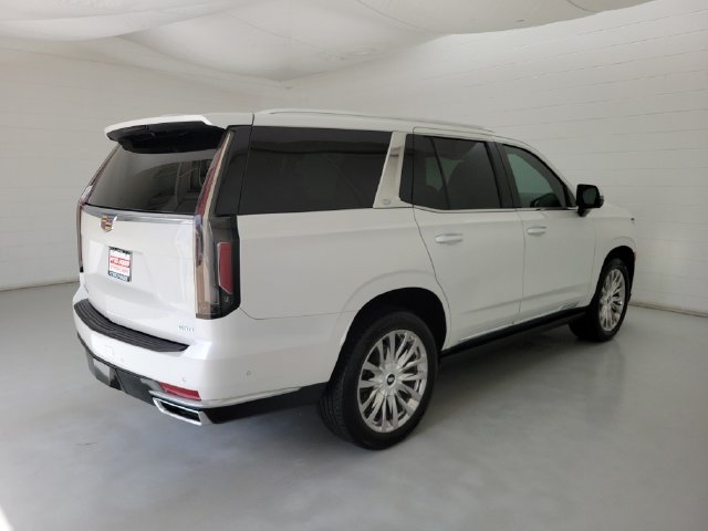 Used 2022 Cadillac Escalade Premium Luxury w/ Performance Package AWD/4WD image 5
