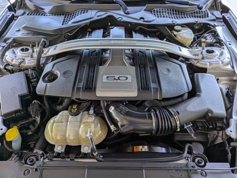 Used 2018 Ford Mustang GT Premium image 14