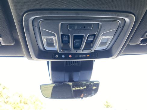 Used 2024 GMC Sierra 2500 AT4 w/ AT4 Premium Plus Package image 33