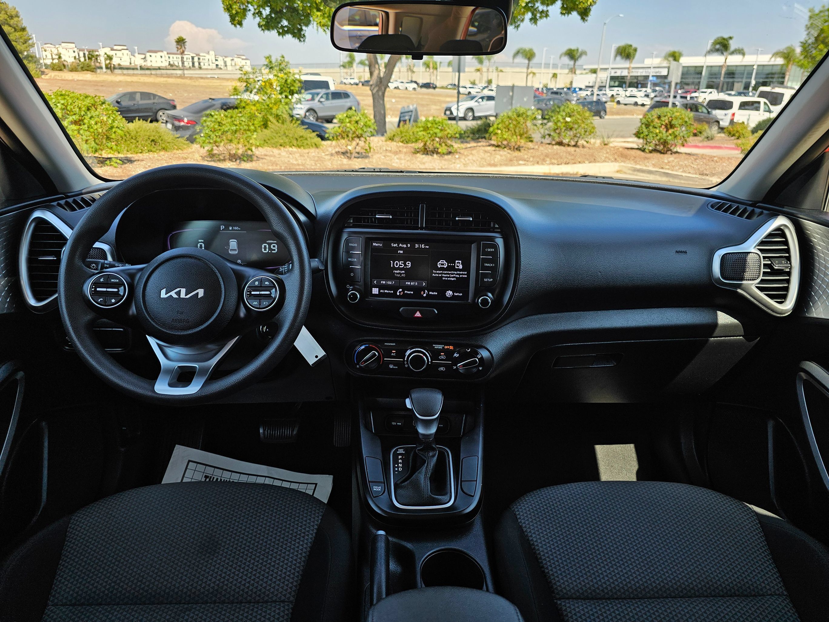 Used 2023 Kia Soul LX w/ Option Group 015 FWD image 20