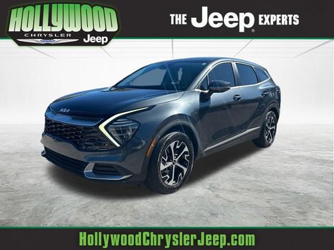 Used 2024 Kia Sportage EX FWD image 1