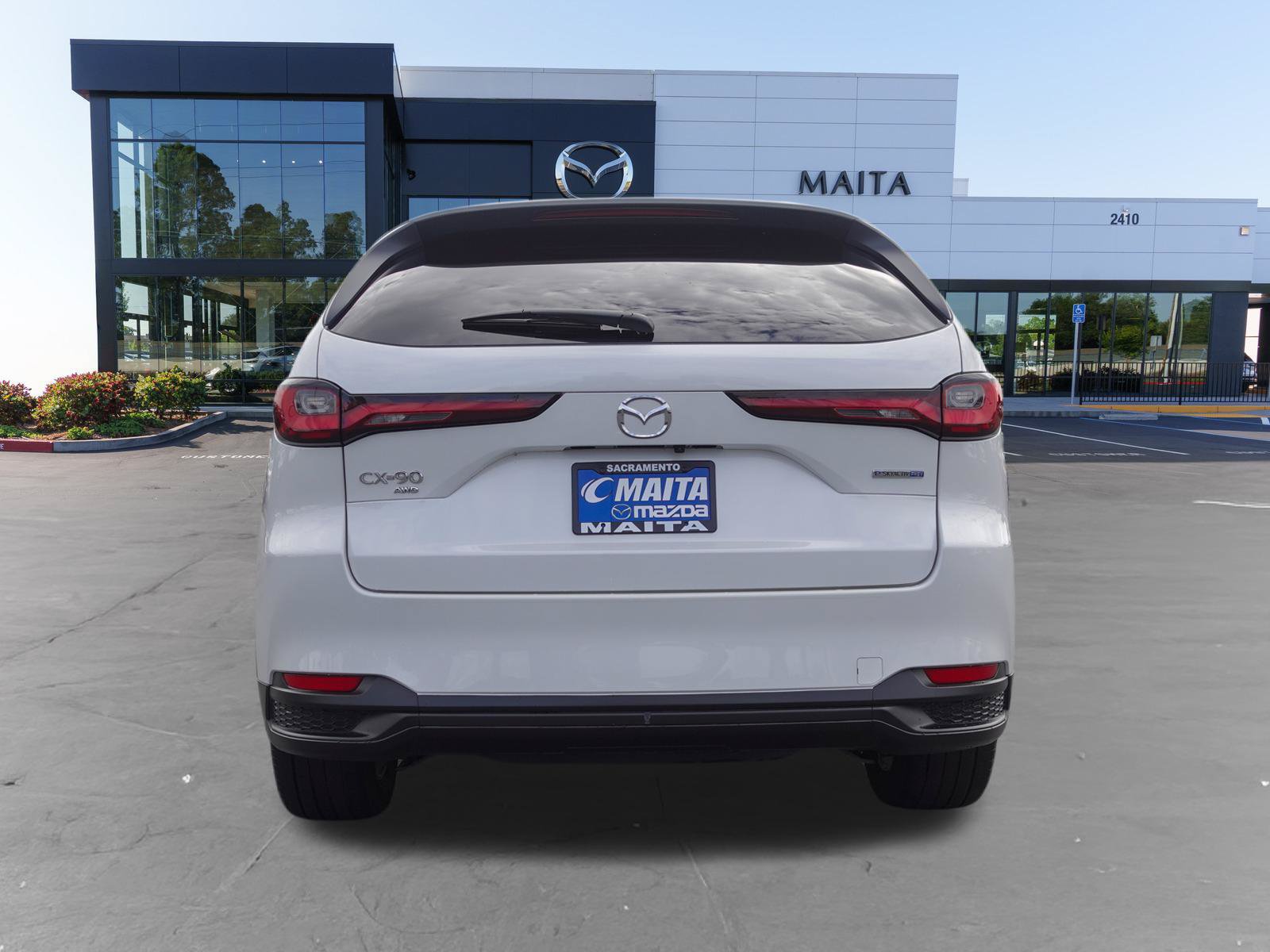 Used 2024 MAZDA CX-90 Plug-In Hybrid w/ Preferred AWD/4WD image 5