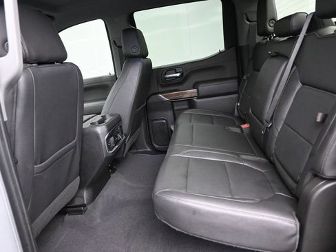 Used 2019 Chevrolet Silverado 1500 LT Trail Boss AWD/4WD image 14