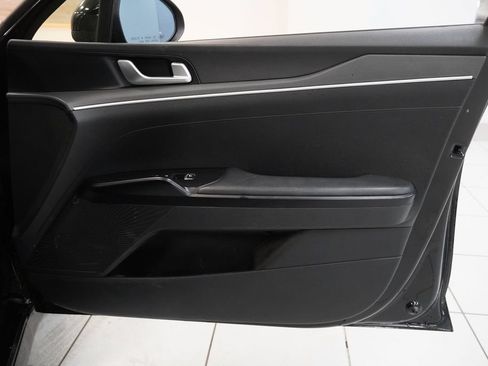 Used 2021 Kia K5 LX FWD image 28