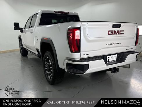 Used 2024 GMC Sierra 3500 Denali w/ Denali Reserve Package AWD/4WD image 9