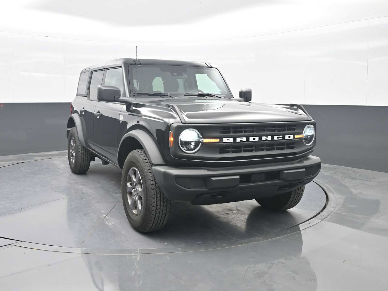 Used 2026 Ford Bronco Big Bend AWD/4WD image 2