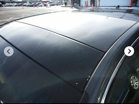 Used 2019 Lincoln Continental Select w/ Continental Climate Package image 5