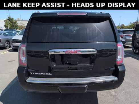 Used 2018 GMC Yukon XL Denali w/ Open Road Package AWD/4WD image 4