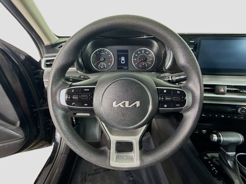 Used 2022 Kia K5 LXS image 13