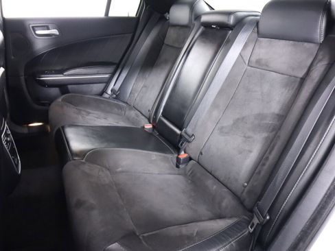 Used 2017 Dodge Charger R/T Scat Pack w/ Beats Audio Group image 34