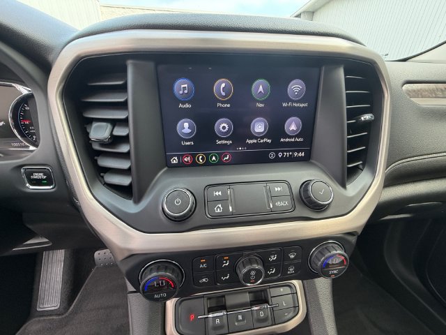 Used 2020 GMC Acadia Denali w/ Technology Package AWD/4WD image 26