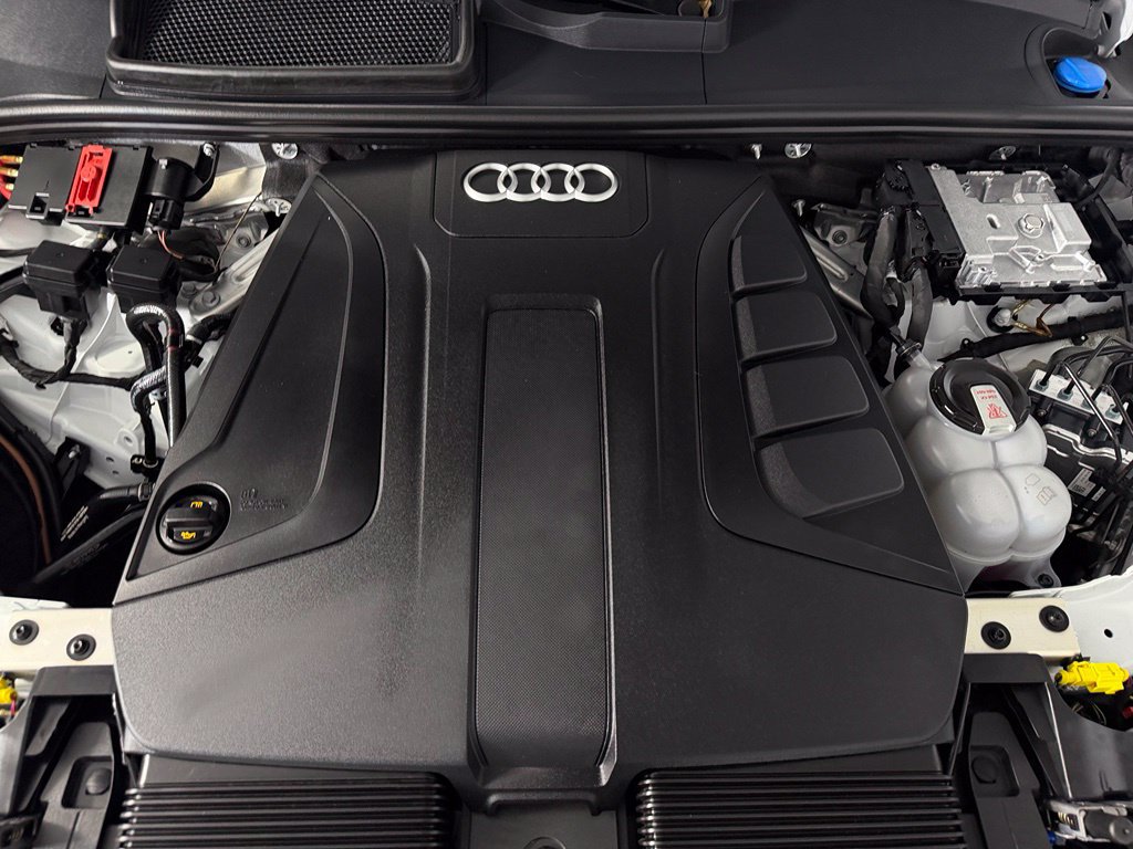 Used 2025 Audi Q7 2.0T Premium Plus w/ Premium Plus Package AWD/4WD image 33