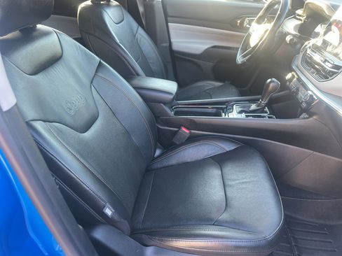 Used 2022 Jeep Compass Limited image 36