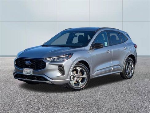 Used 2023 Ford Escape ST-Line w/ Equipment Group 301A FWD image 1