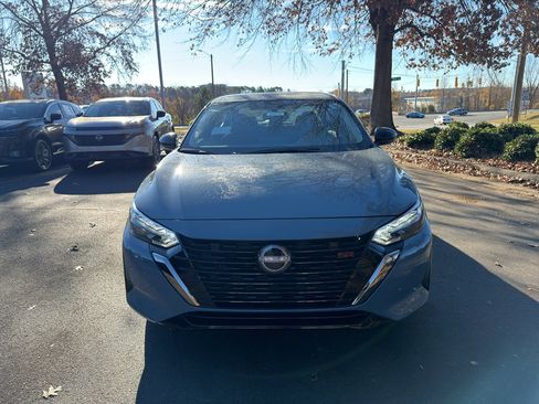 New 2025 Nissan Sentra SR image 2