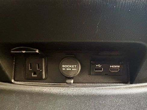 Used 2018 Nissan Armada Platinum w/ Captain Seat Package image 25