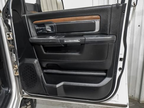 Used 2018 RAM 2500 Laramie w/ Sport Appearance Group AWD/4WD image 42